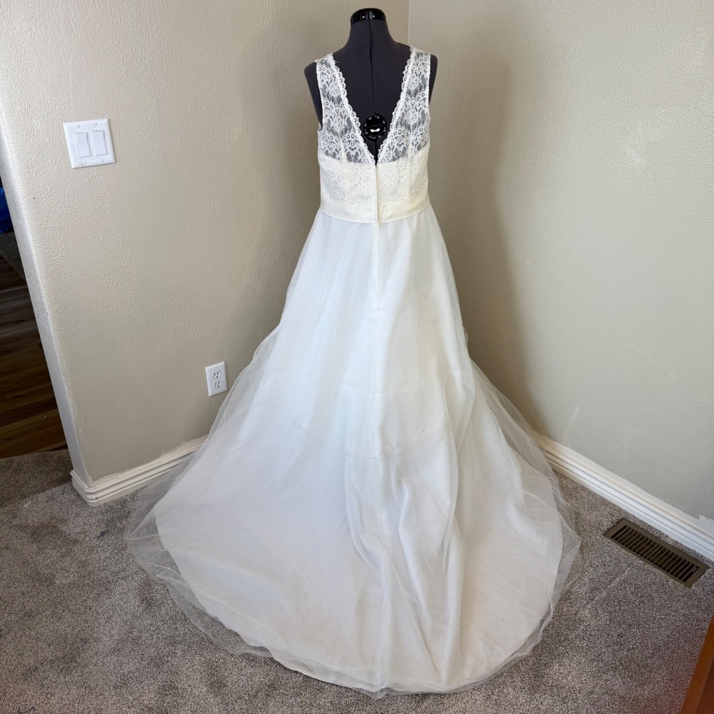 Davids Bridal Lace Tulle A-Line Wedding Dress Bead Sash WG3711 White Ivory - Picture 9 of 16